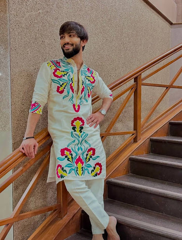 OFF WHITE NECK PRINTED KURTA PAJAMA SET