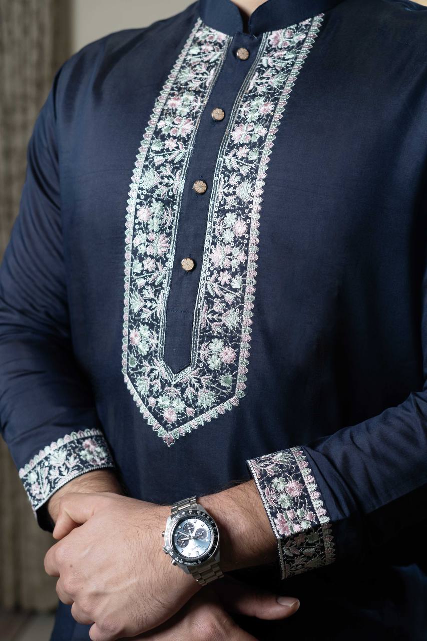NAVY BLUE NECK EMBROIDERED WORK MEN’S KURTA WITH PAJAMA