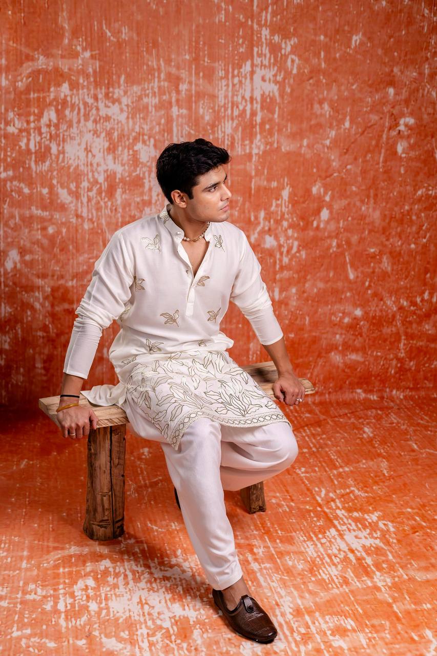 MILKY WHITE LEAF FOIL WORK EMBROIDERED KURTA WITH PAJAMA